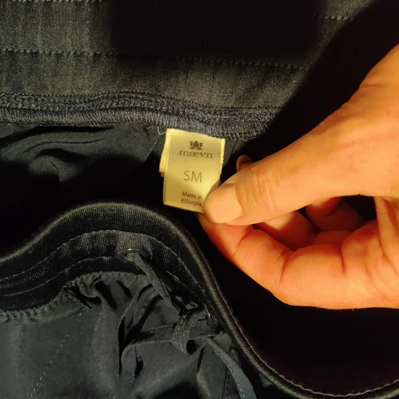 Maevn jogger scrub pants navy in size small - Picture 3 of 3